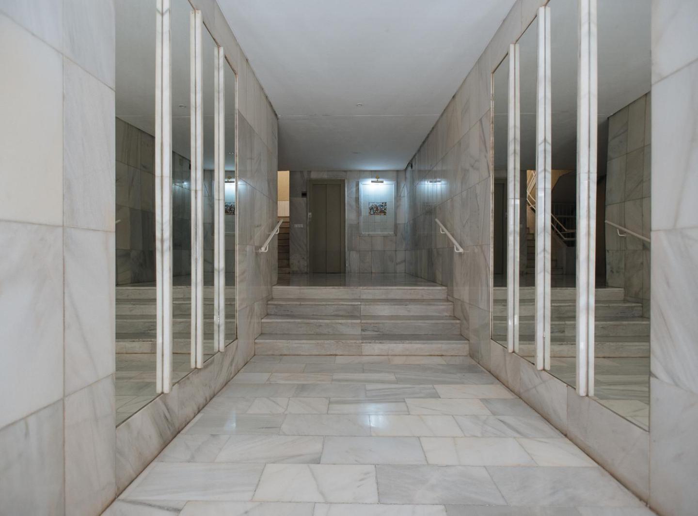 Magno Munoz Olive Appartement
